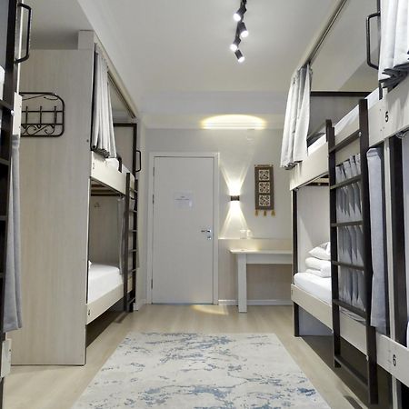 Compass Hostel 比什凯克 外观 照片