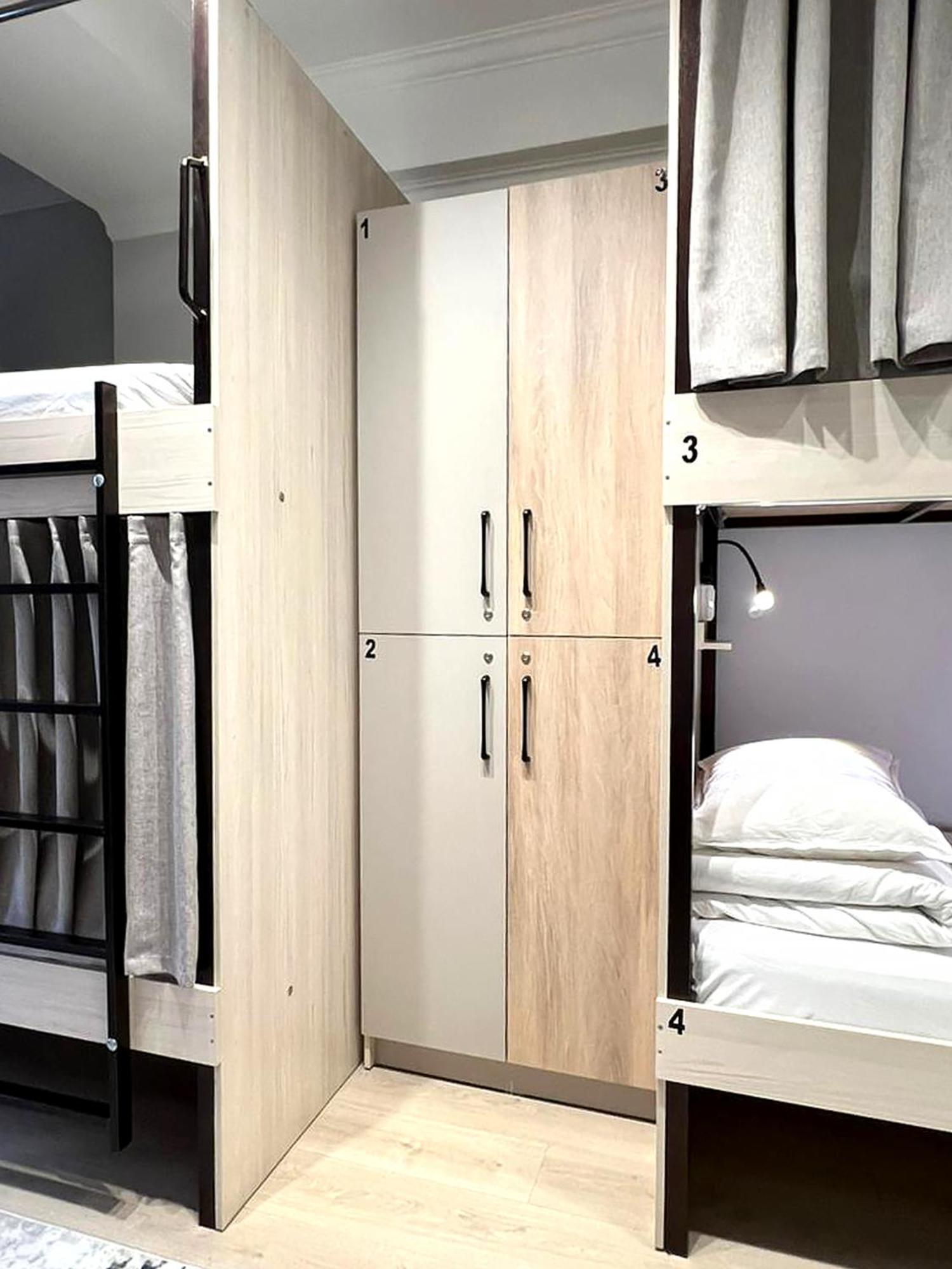 Compass Hostel 比什凯克 外观 照片