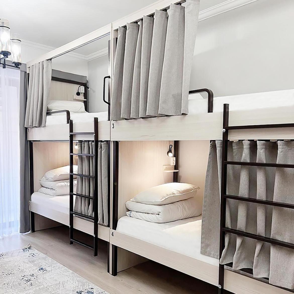 Compass Hostel 比什凯克 外观 照片