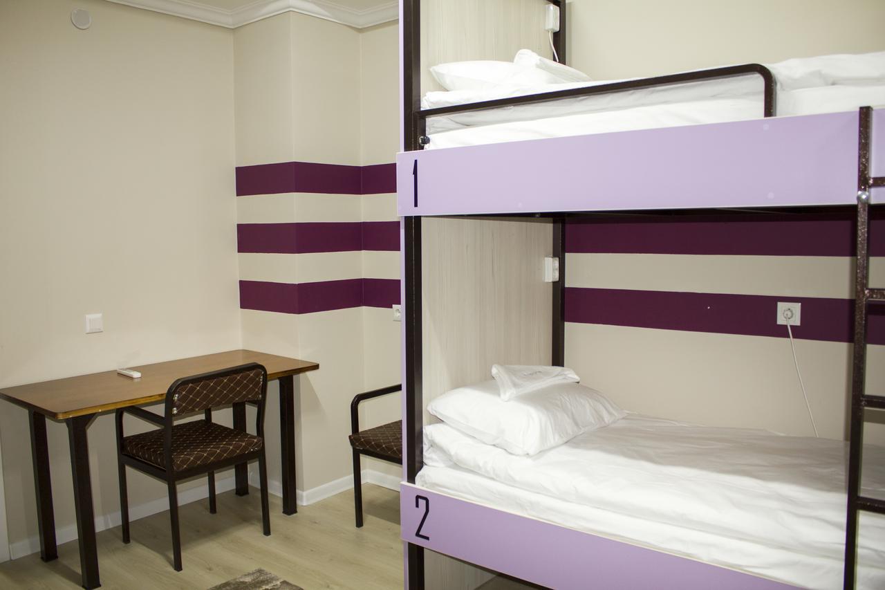 Compass Hostel 比什凯克 外观 照片