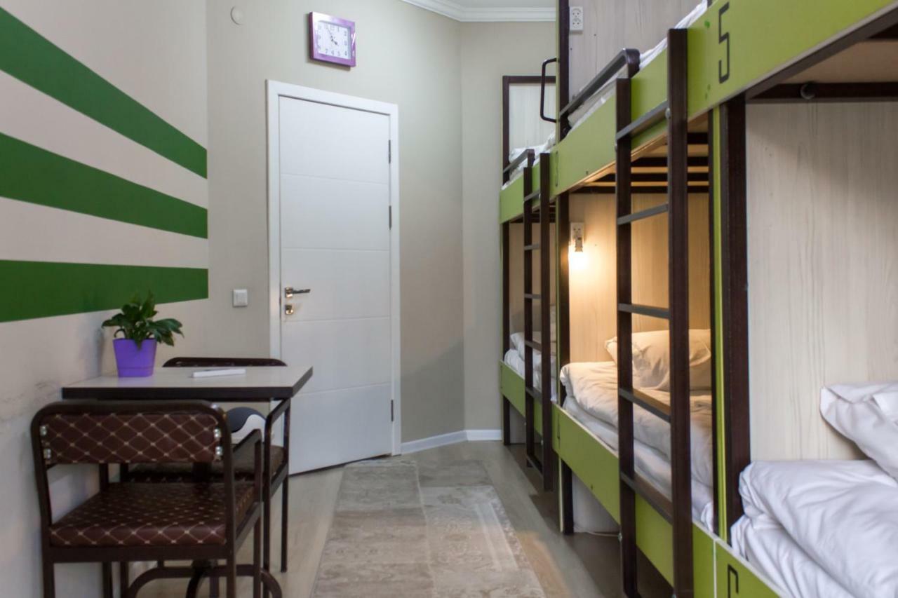 Compass Hostel 比什凯克 外观 照片